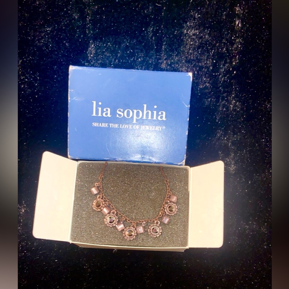 Retired Lia Sophia Demure Necklace